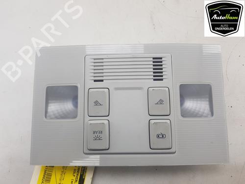 Used Interior roof light VW GOLF VII Variant (BA5, BV5) 1.2 TSI (110 hp) 15131014