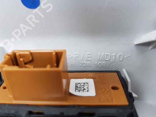 Interior roof light PEUGEOT 208 I (CA_, CC_) 1.2 VTI 82 | BP25601902I8