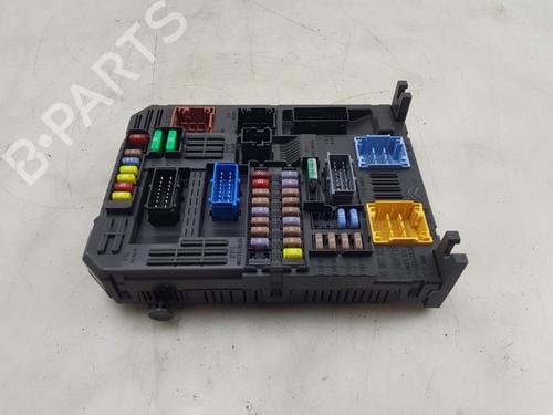 Used Fuse box PEUGEOT PARTNER Box Body/MPV (K9) 1.6 BlueHDI 75 (75 hp) 24133109