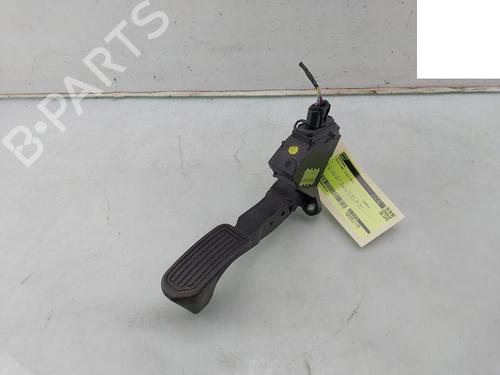 Pedal TOYOTA RAV 4 IV (_A4_) 2.5 Hybrid 4WD (AVA44, AVA44_) (197 hp) 30509912