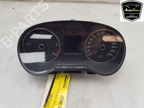 Used Instrument cluster VW POLO V (6R1, 6C1) 1.2 TDI (75 hp) 18016298