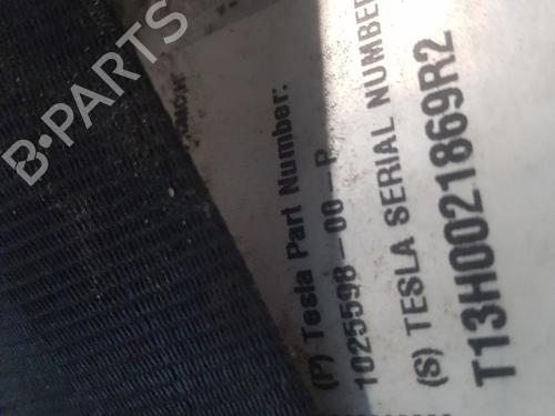 Otra TESLA MODEL S (5YJS) 85 | BP31801494O1