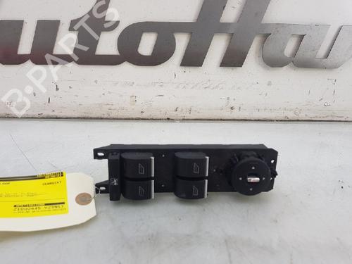Switch FORD FOCUS III Turnier 1.0 EcoBoost | BP12030199I30