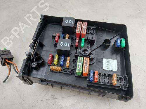 Fuse box SKODA YETI (5L) 1.2 TSI | BP36698885E1 - Image 3