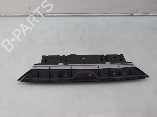 warning-switch-skoda-octavia-iv-combi-nx5-pv5-2019-29546078 main image