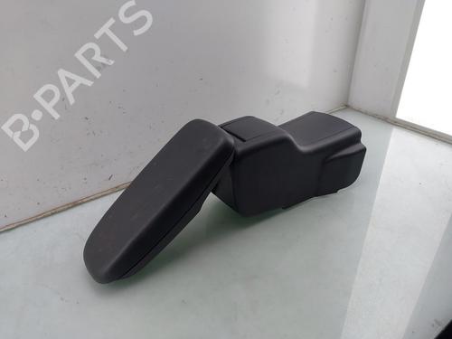 Armrest / Center console TOYOTA YARIS (_P21_, _PA1_, _PH1_) 1.5 Hybrid (MXPH10, MXPH11) | BP32359327I20