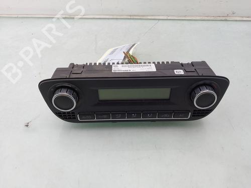 AC Styreenhet / Manøvreringsenhet VW POLO V (6R1, 6C1) 1.2 TSI (105 hp) 30102689