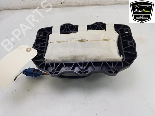 Used Passenger airbag PEUGEOT 208 I (CA_, CC_) 1.2 VTI 82 (82 hp) 17328393