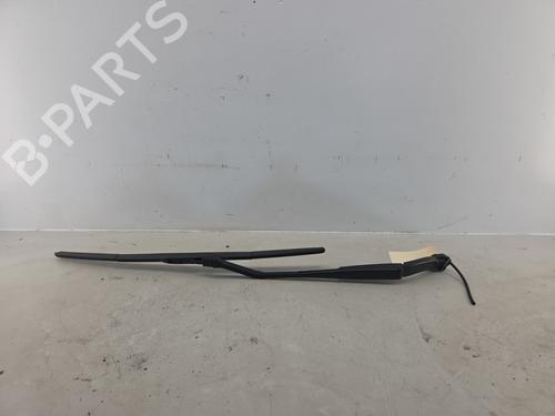 Used Front windshield wiper arm Front windshield wiper arm 36914599 36914599