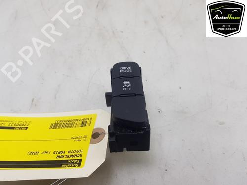 Used Switch TOYOTA YARIS CROSS (MXP_) 1.5 (MXPB10) (125 hp) 16420020
