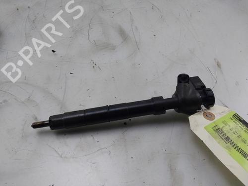 Used Injector VW GOLF VII (5G1, BQ1, BE1, BE2) 1.6 TDI (110 hp) 31040837