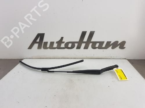 Used Front windshield wiper arm SEAT ATECA (KH7, KHP) 2.0 TDI (150 hp) 13145406