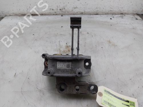 Used Engine mount VW POLO VI (AW1, BZ1, AE1) 1.0 TSI (95 hp) 31851859