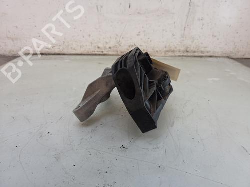 Used Engine mount Engine mount PEUGEOT 208 II (UB_, UP_, UW_, UJ_) 1.2 PureTech 100 (101 hp) 35947473 35947473