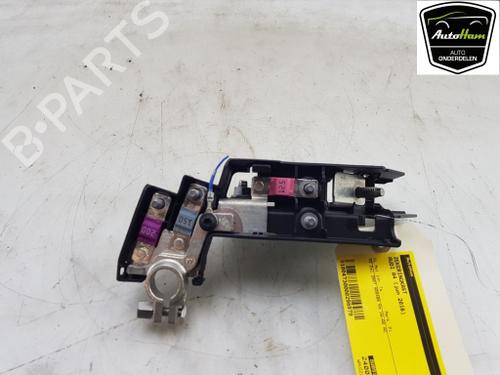 Used Fuse box Fuse box AUDI A4 B9 Avant (8W5, 8WD) 3.0 TDI quattro (272 hp) 22174674 22174674