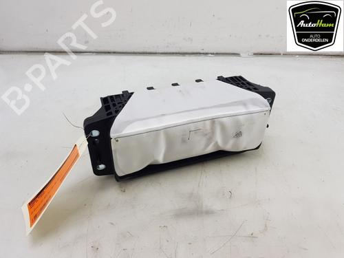 passenger-airbag-audi-q2-gab-gag-30-tdi-81a880204d-2016-13413036 main image