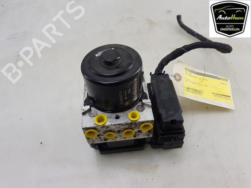 Used ABS pump VW TRANSPORTER T5 Van (7HA, 7HH, 7EA, 7EH) 2.0 TDI (102 hp) 13616853