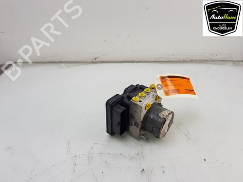 Used ABS pump RENAULT KADJAR (HA_, HL_) 1.6 dCi 130 4x4 (HLA4) (130 hp) 12039941