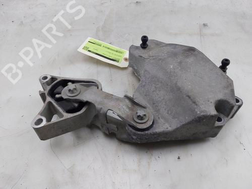 Engine mount MERCEDES-BENZ A-CLASS (W176) A 180 (176.042) | BP29965840M89
