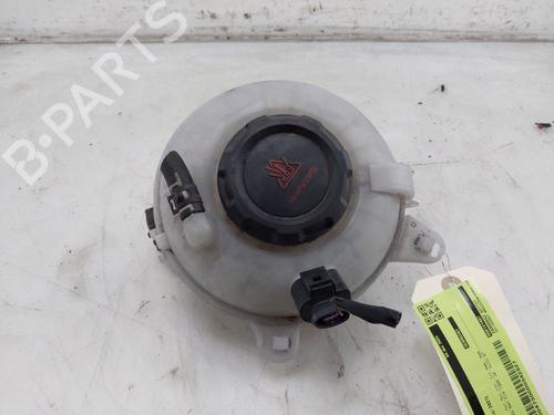 Used Expansion tank VW TIGUAN (AD1, AX1) 1.4 eHybrid (245 hp) 30815088