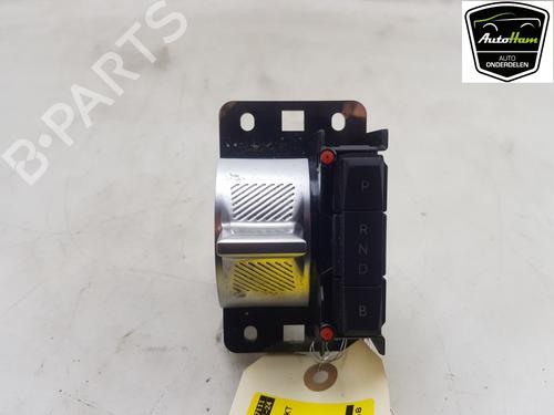 Used Gear lever PEUGEOT 208 II (UB_, UP_, UW_, UJ_) e-208 (136 hp) 21383074