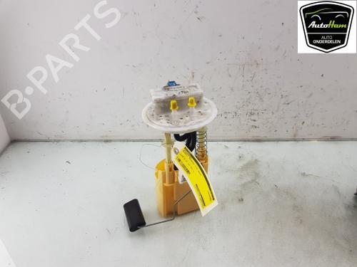 Used Fuel pump Fuel pump RENAULT EXPRESS Box Body/MPV 1.5 Blue dCi 75 (F6AA) (75 hp) 17762957 17762957