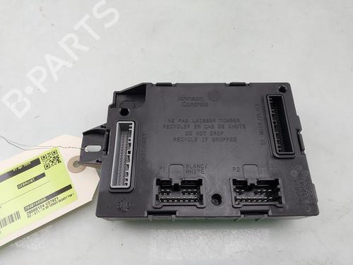 electronic-module-renault-captur-i-j5_-h5_-2013-33811990 main image