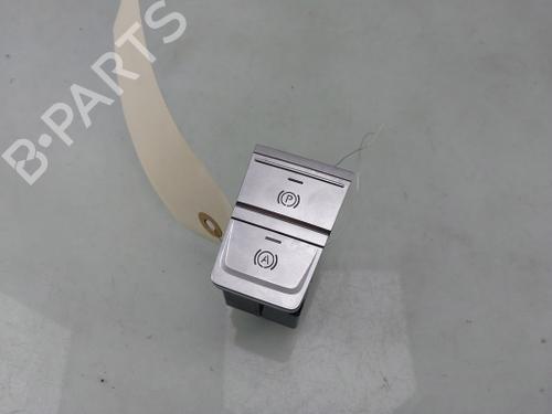 switch-audi-a6-c8-avant-4a5-2018-26681436 main image