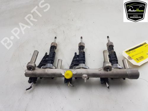 Used Injection rail BMW X5 (G05, F95) xDrive 45 e Plug-in-Hybrid (394 hp) 16352503