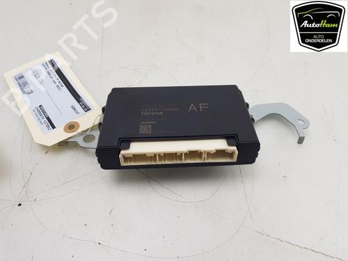 other-toyota-corolla-estate-_e21_-20-hybrid-mzeh19-8922212020-2019-22742133 main image