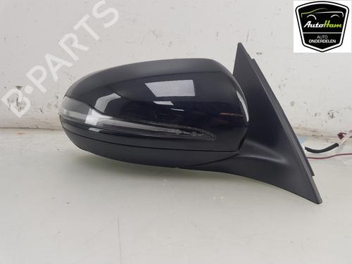 Used Right mirror Right mirror 17672392 17672392