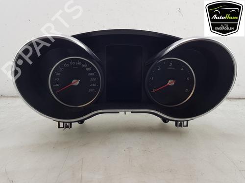 instrument-cluster-mercedes-benz-v-class-w447-2014-23190607 main image