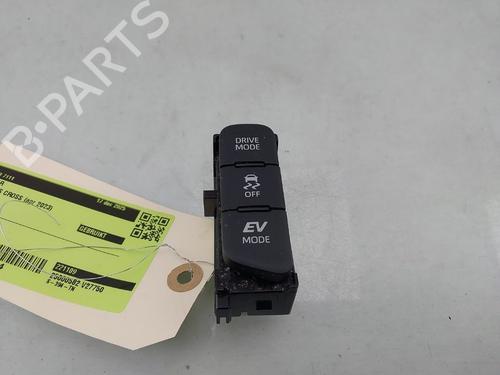 Used Switch TOYOTA YARIS CROSS (MXP_) 1.5 Hybrid (MXPJ10) (116 hp) 31128423