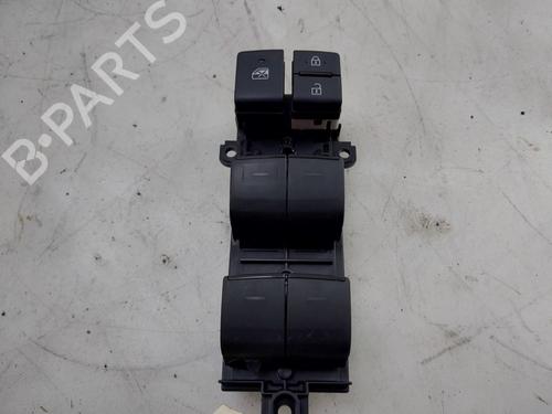 Switch TOYOTA C-HR (_X1_) 2.0 Hybrid (MAXH10) | BP29395334I30 