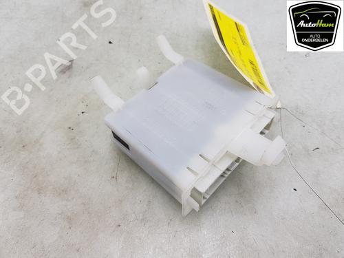 Used Electronic module BMW X1 (F48) sDrive 18 i (136 hp) 18111848