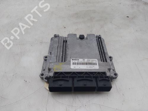 Used Engine control unit (ECU) Engine control unit (ECU) MERCEDES-BENZ CITAN Box Body/MPV (W415) 108 CDI (415.601, 415.603) (75 hp) 33556900 33556900