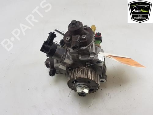 Used Injection pump Injection pump 12051038 12051038
