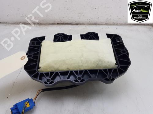 Used Passenger airbag PEUGEOT 208 I (CA_, CC_) 1.2 VTI 82 (82 hp) 22236891