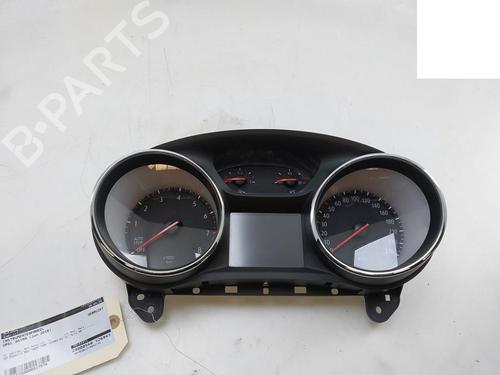 Used Instrument cluster OPEL ASTRA K Sports Tourer (B16) 1.4 Turbo (35) (150 hp) 25702828