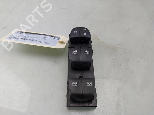Used Switch NISSAN QASHQAI II (J11, J11_) 1.3 DIG-T (160 hp) 28807890