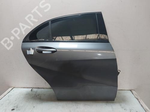 Used Right rear door MERCEDES-BENZ A-CLASS (W176) A 180 (176.042) (122 hp) 29823537