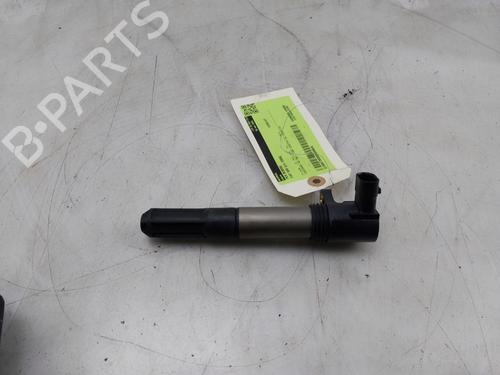 Used Ignition coil FIAT 500 (312_) 1.4 (312AXC1B, 312CXC1B) (100 hp) 30183849