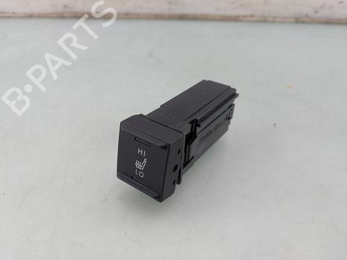 switch-toyota-yaris-cross-mxp_-2020-35897414 main image