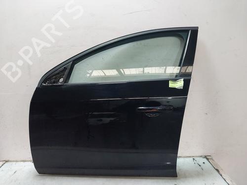 Used Left front door VOLVO V60 I (155) T3 (150 hp) 31610117