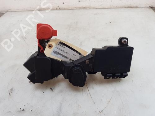 Used Fuse box Fuse box BMW X5 (G05, F95) xDrive 50 e Plug-in-Hybrid (489 hp) 28716059 28716059