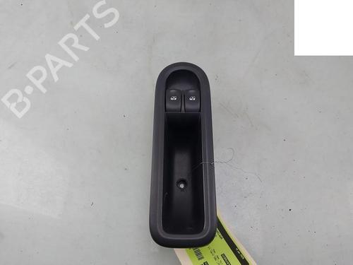switch-renault-twingo-ii-cn0_-2007-31978646 main image