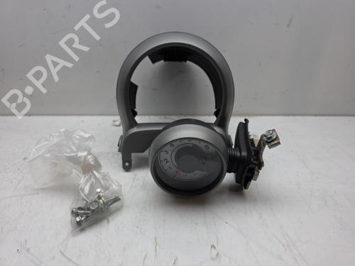 Display PEUGEOT 107 (PM_, PN_) 1.0 (68 hp) 30566005