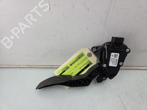 Used Pedal RENAULT KADJAR (HA_, HL_) 1.2 TCe 130 (HLMR) (130 hp) 30587382