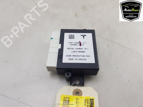 Used Comfort control module TESLA MODEL X (5YJX) 75D AWD (525 hp) 17358695