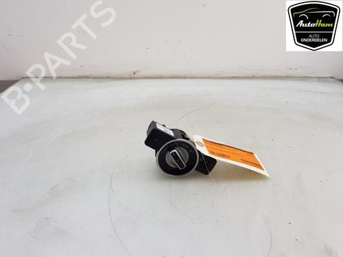 Used Headlight switch MERCEDES-BENZ GLK-CLASS (X204) 200 CDI (204.901) (143 hp) 12040180